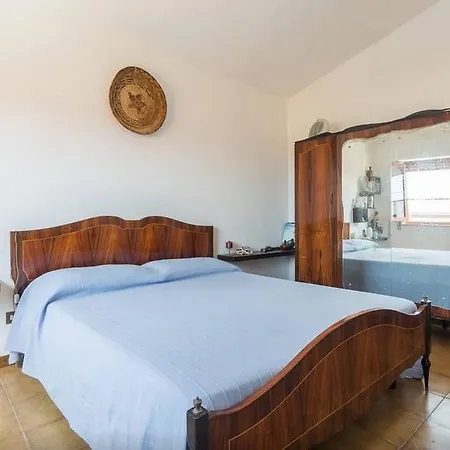 Near The Sea Bosa Marina